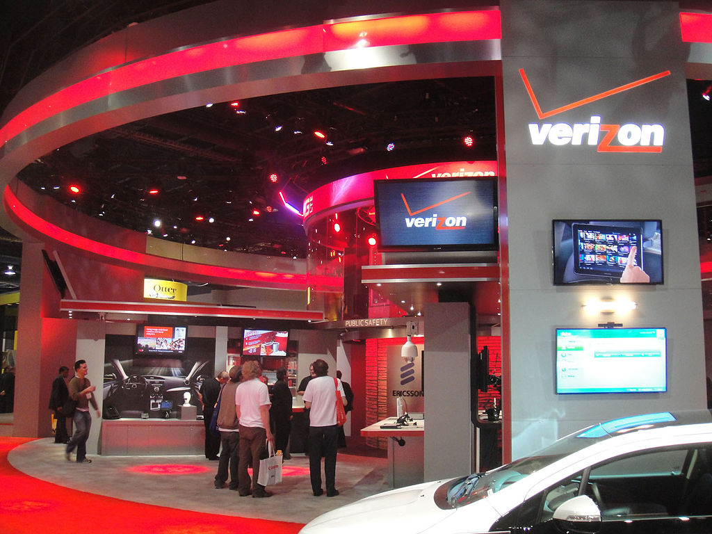 Verizon's newest rewards program, Verizon Up, encourages you to trade