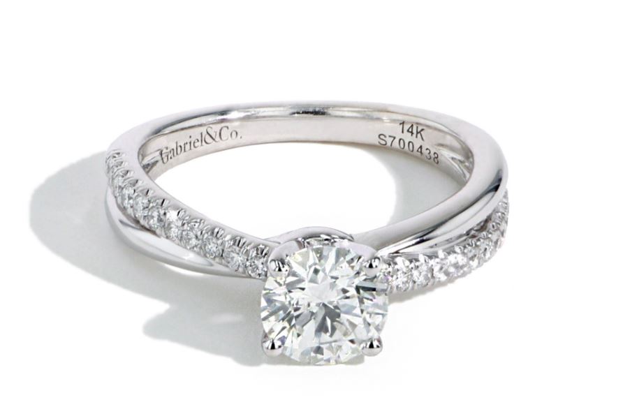 J.R. Dunn jewelers Valentine's Giveaway