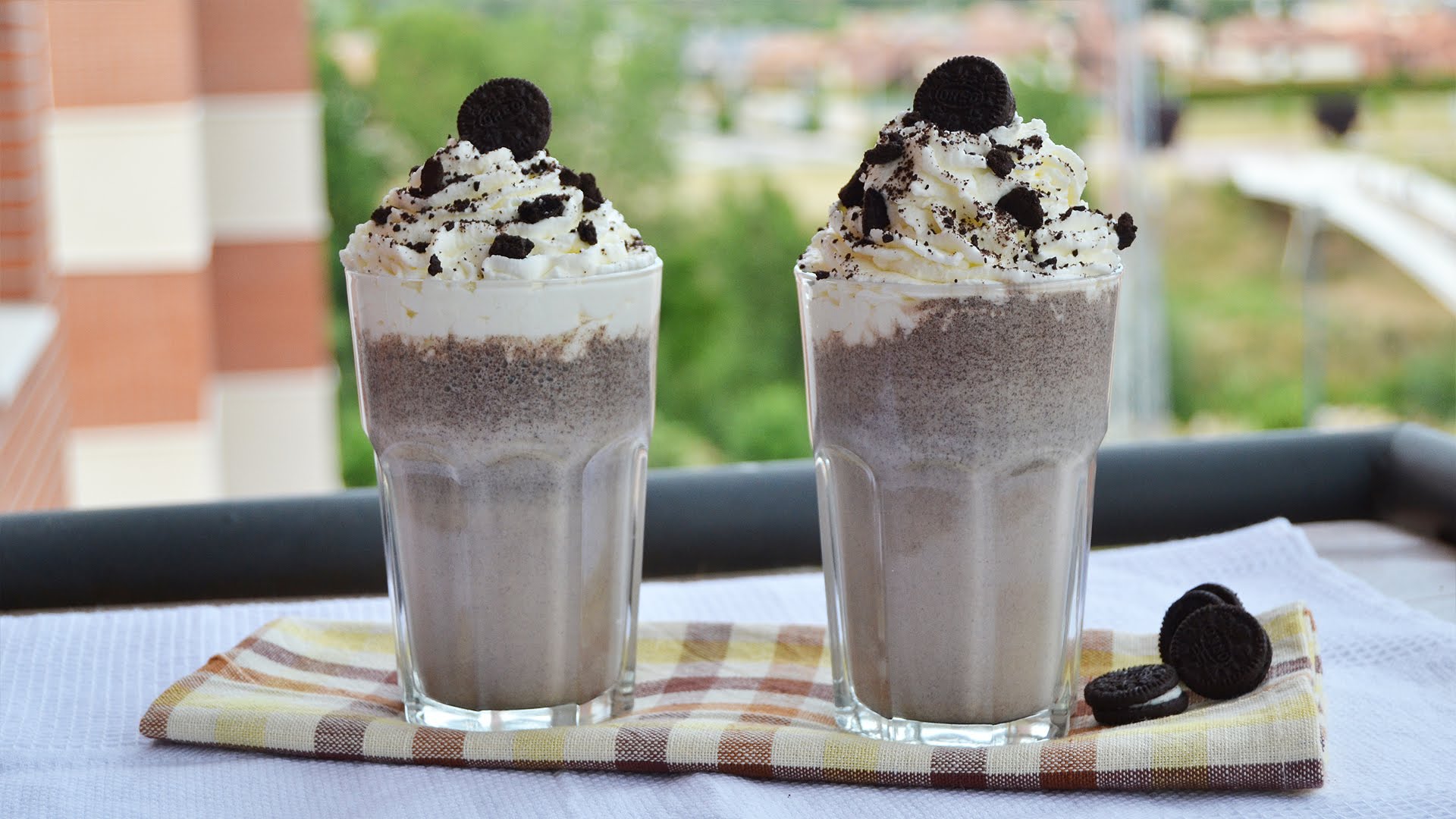 Cara Membuat Milkshake Coklat Tanpa Blender Tapi Tetap Nikmat