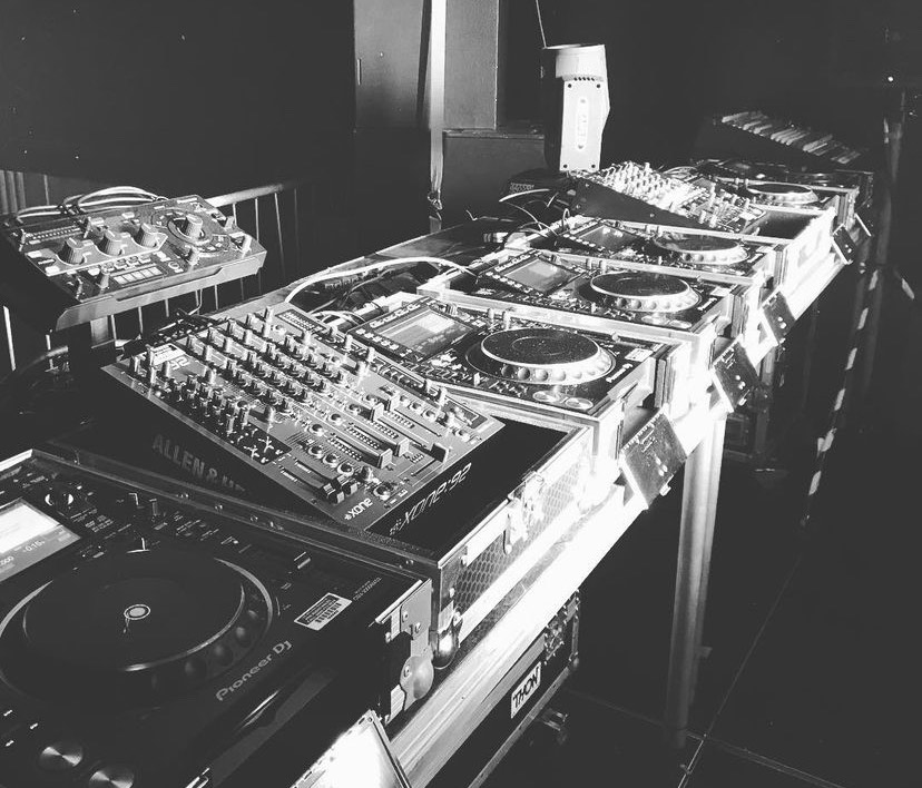 DJ Equipment Hire Mixers Controllers Sound Cards UK