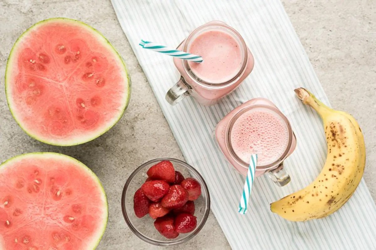 Smoothie me Luleshtrydhe dhe Banane Probleme.me