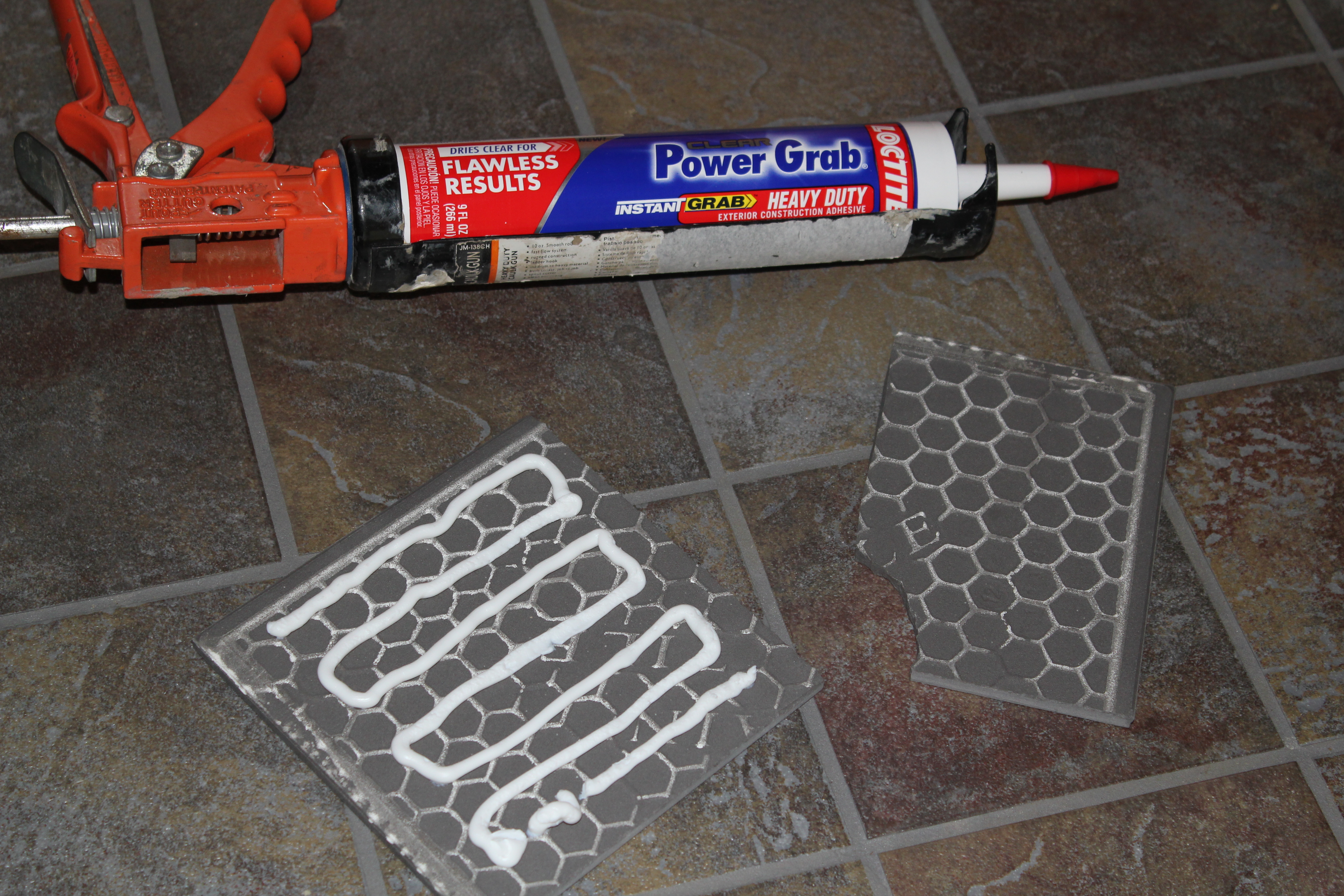 Repairs with construction adhesives | Pro Construction Guide (5184 x 3456 Pixel)