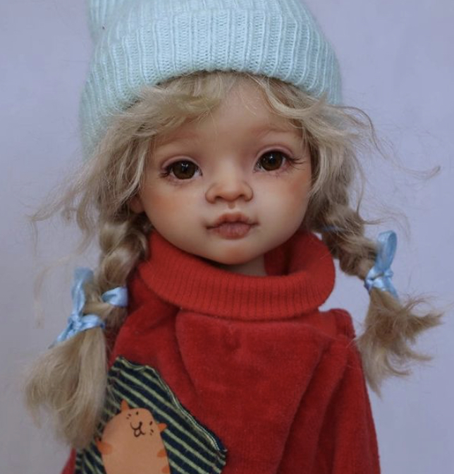 How to glue eyelashes to dolls PRODOLLS