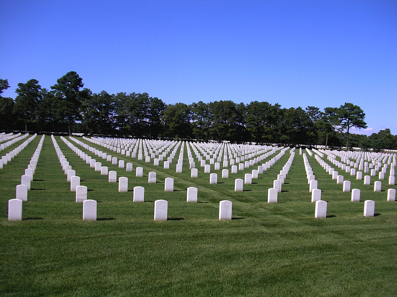 Calverton National Cemetery