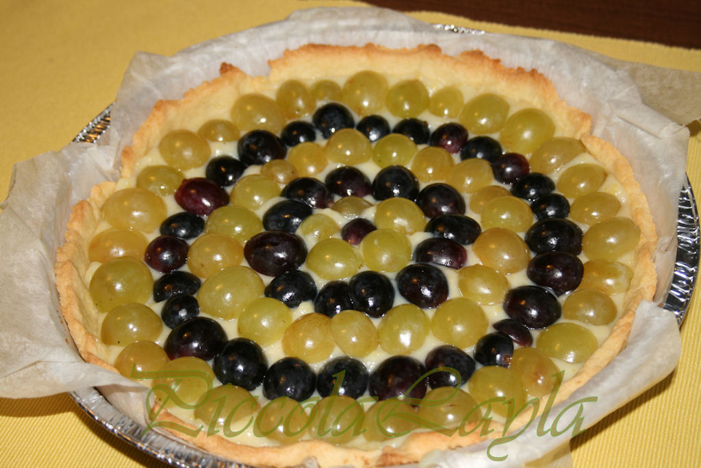 Crostata con crema pasticcera e Uva Italia Profumo di Sicilia