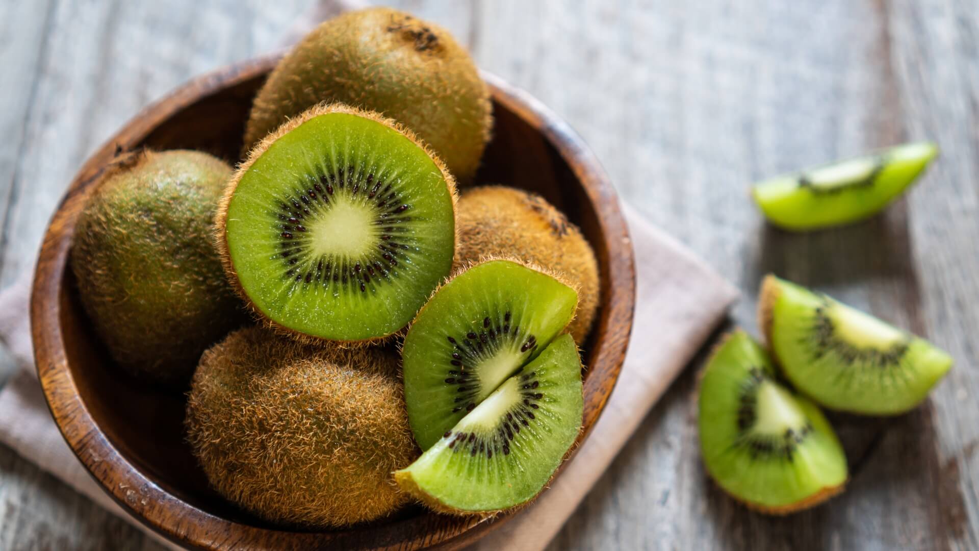Le kiwi, à faire goûter dès les 4/6 mois de votre bébé