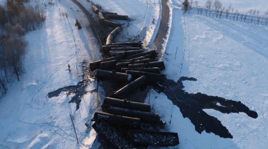 Rail News TSB 'Ice jacking' led to CN train derailment. For Railroad