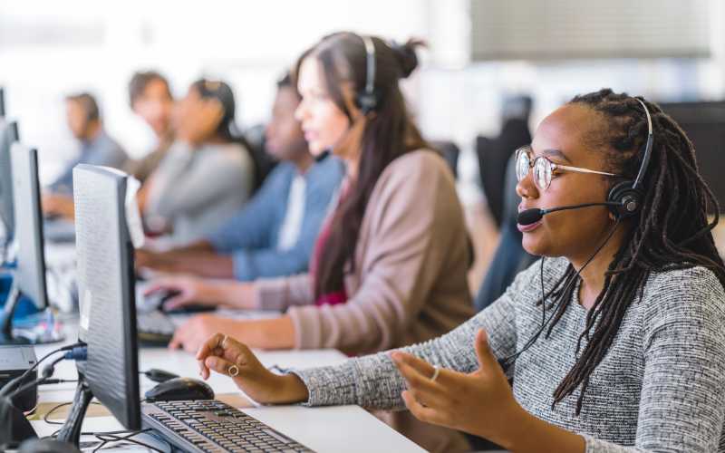 Top 33 Amazon Customer Service Associate Interview Questions and