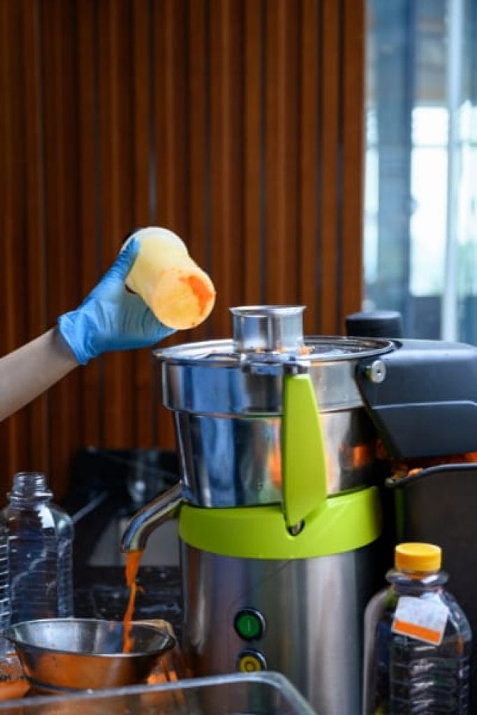 6 Best Carrot and Beetroot Juicers in India (2023)