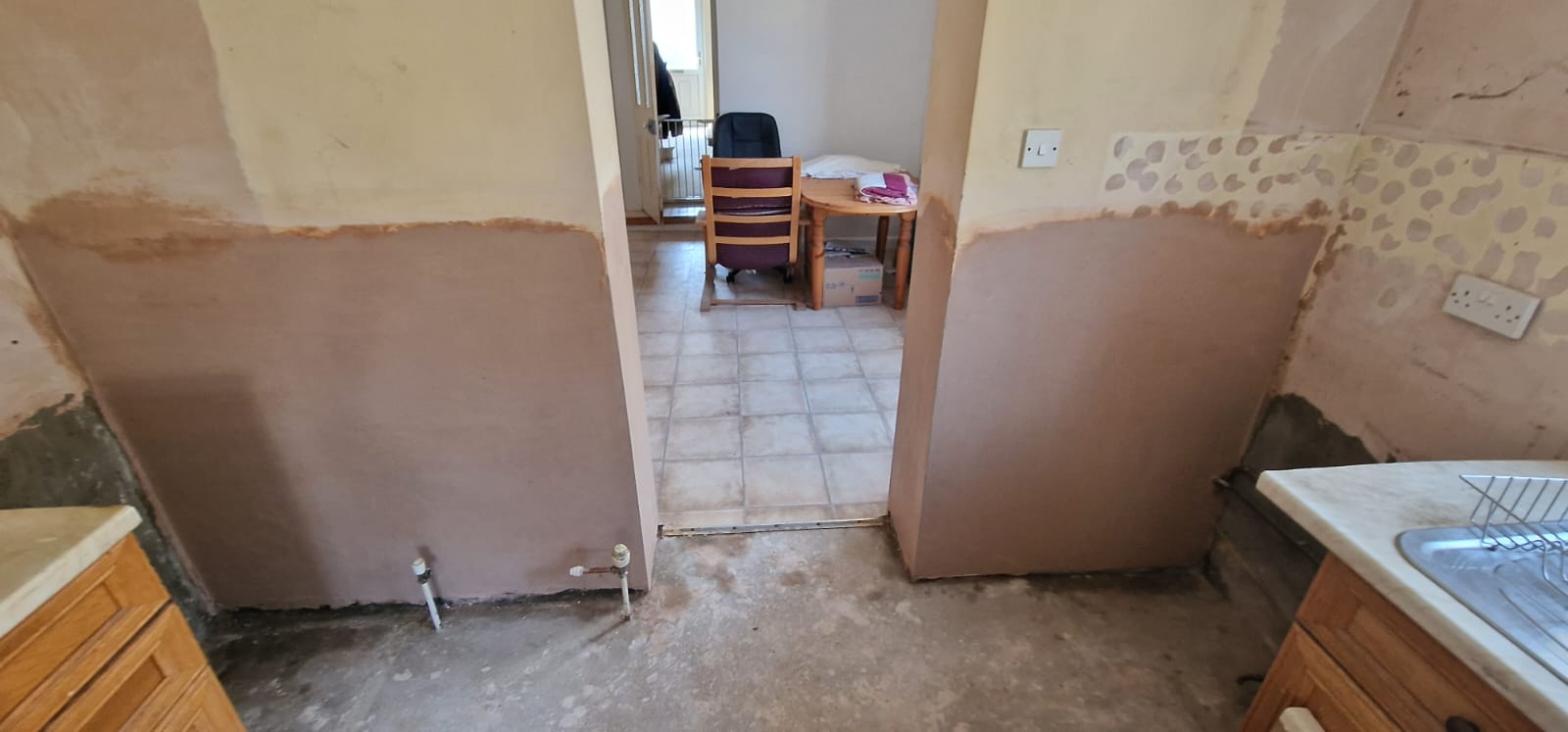 Humidity in the kitchen and utility room causes damp Prokil