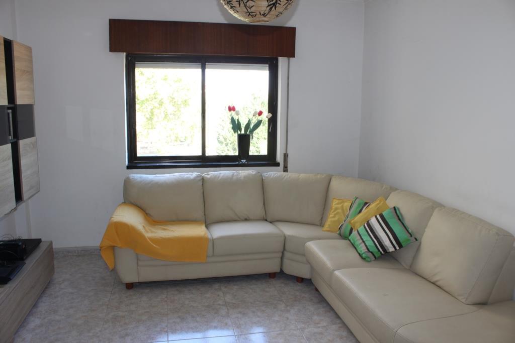 Apartment T3 in Seixal near Lisbon Elly van Hulst Real Estate Portugal