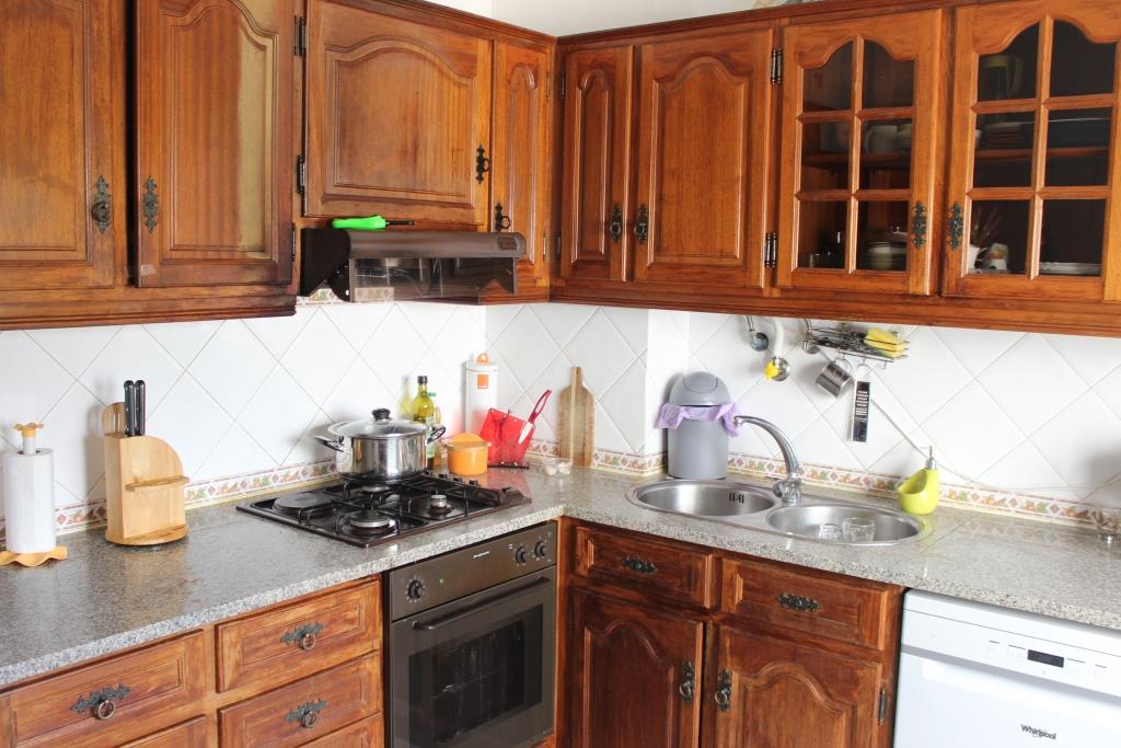 Apartment T3 in Seixal near Lisbon Elly van Hulst Real Estate Portugal