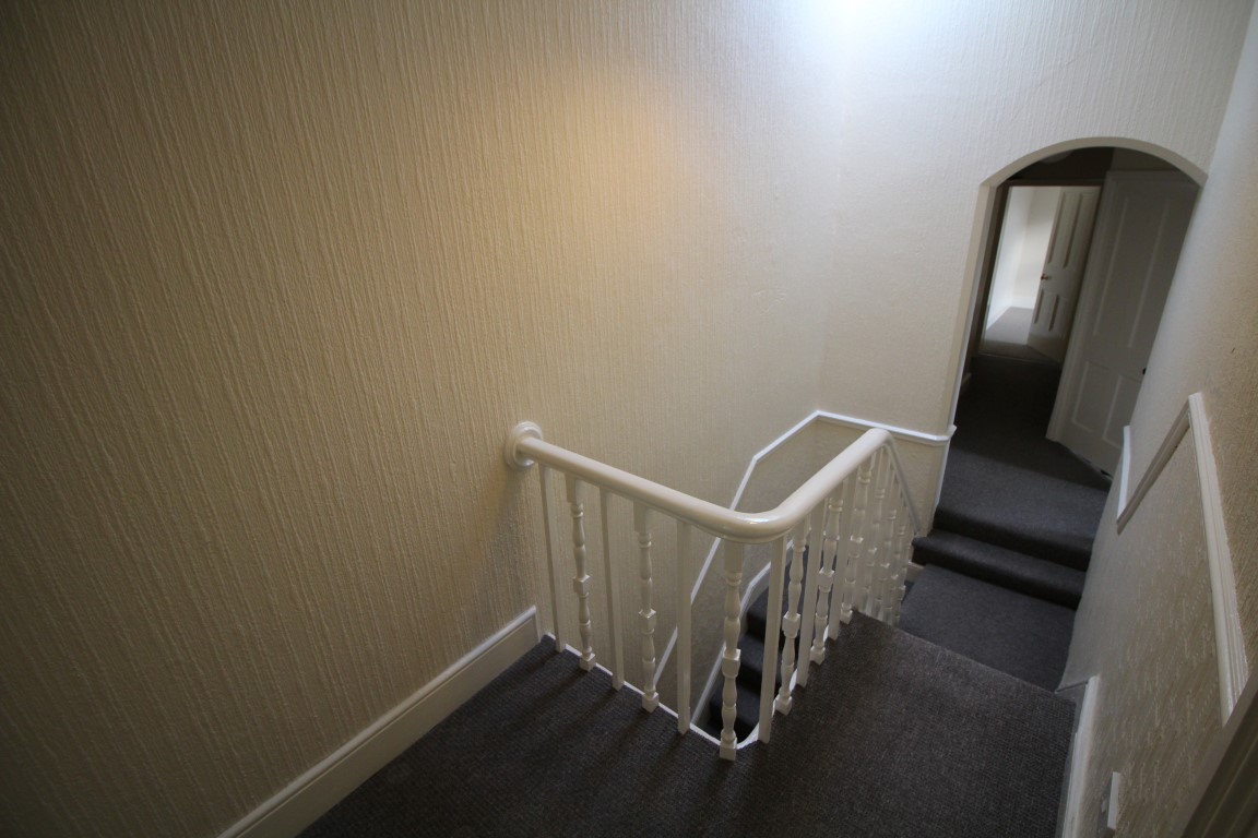 West Street, Prescot, L34 3 Bedroom SemiDetached House To Let