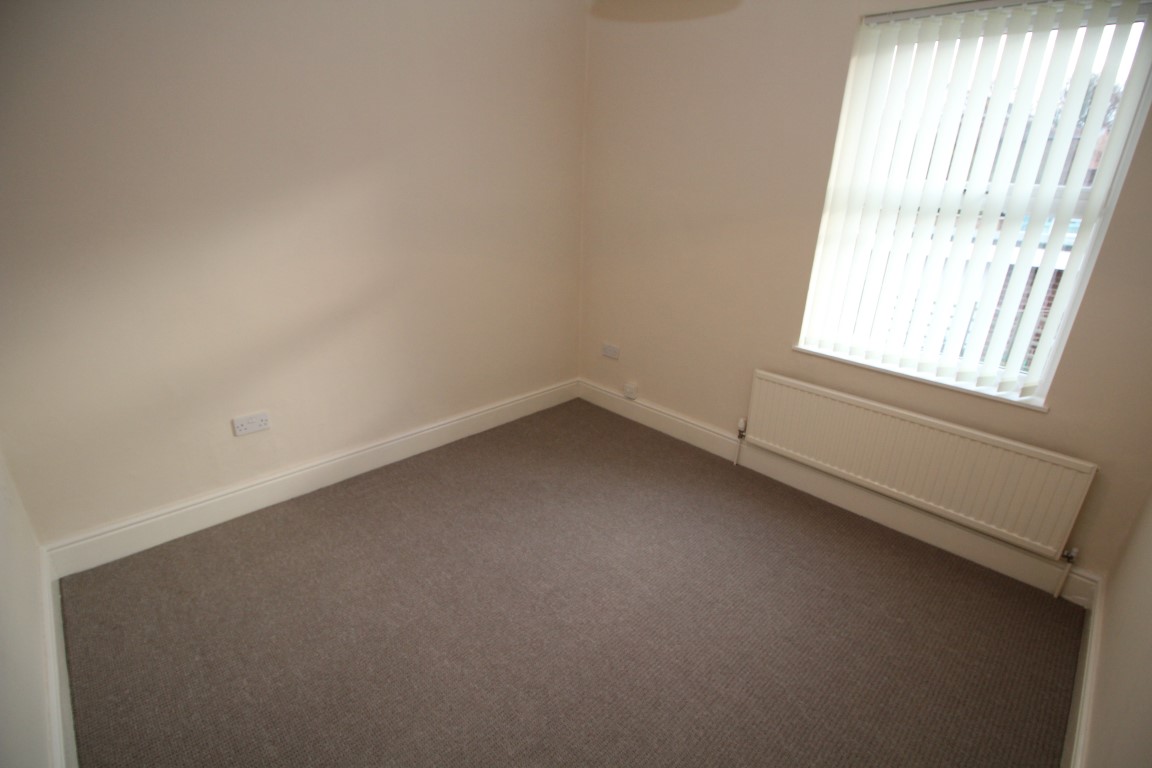 West Street, Prescot, L34 3 Bedroom SemiDetached House To Let