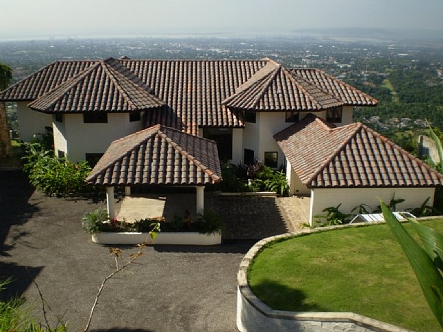 House For Sale in Kingston 8, Kingston / St. Andrew, Jamaica