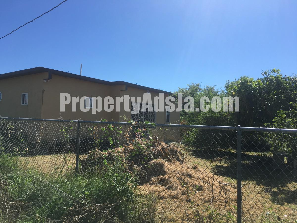 House For Sale in Albion Estates, St. Thomas Jamaica