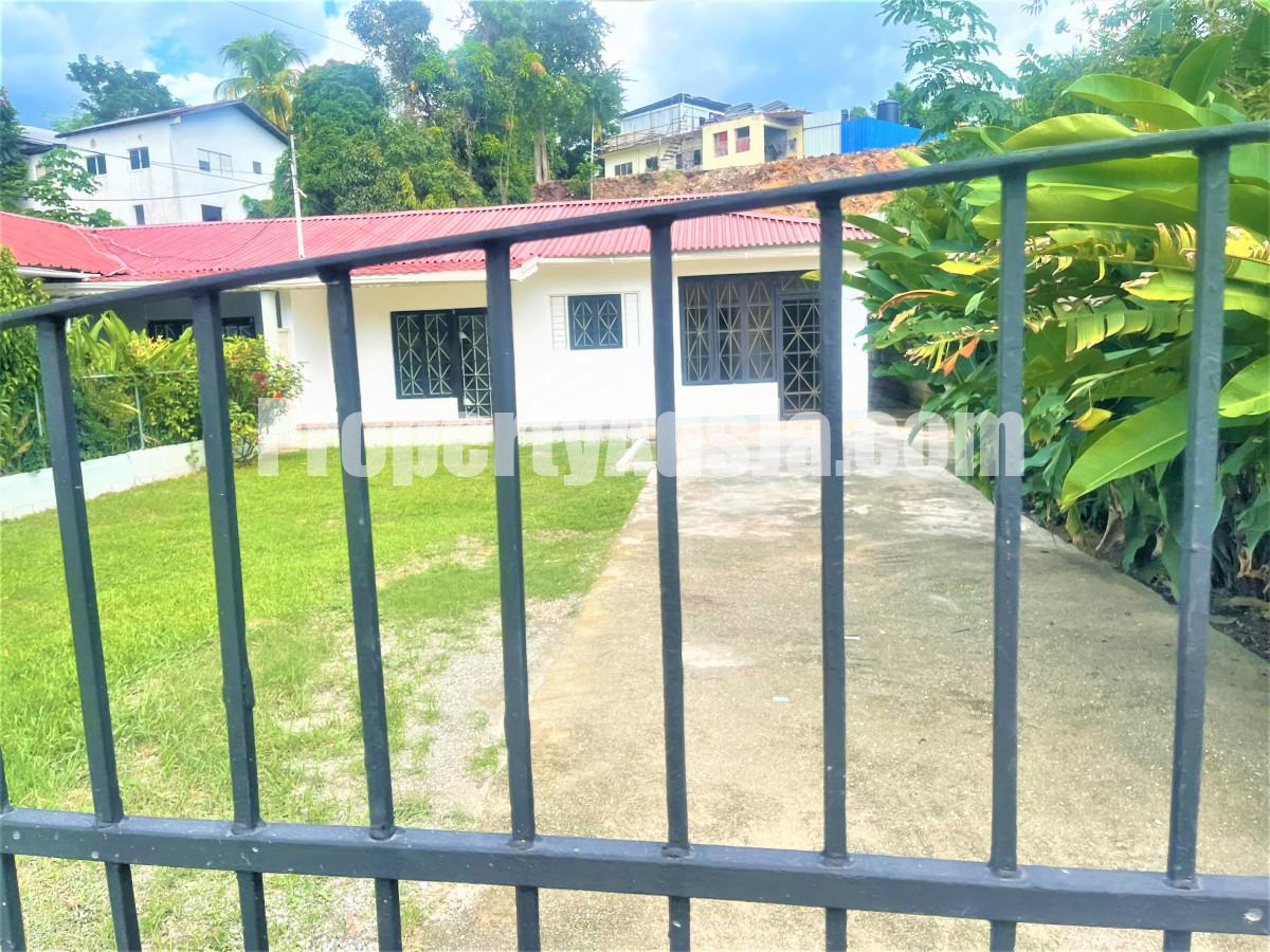 House For Rent in GRAHAM HEIGHTS, Kingston / St. Andrew Jamaica