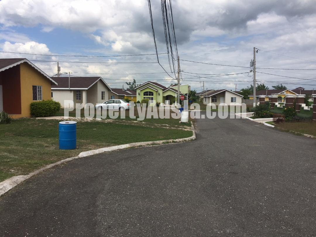 House For Sale in Old Harbour, St. Catherine Jamaica