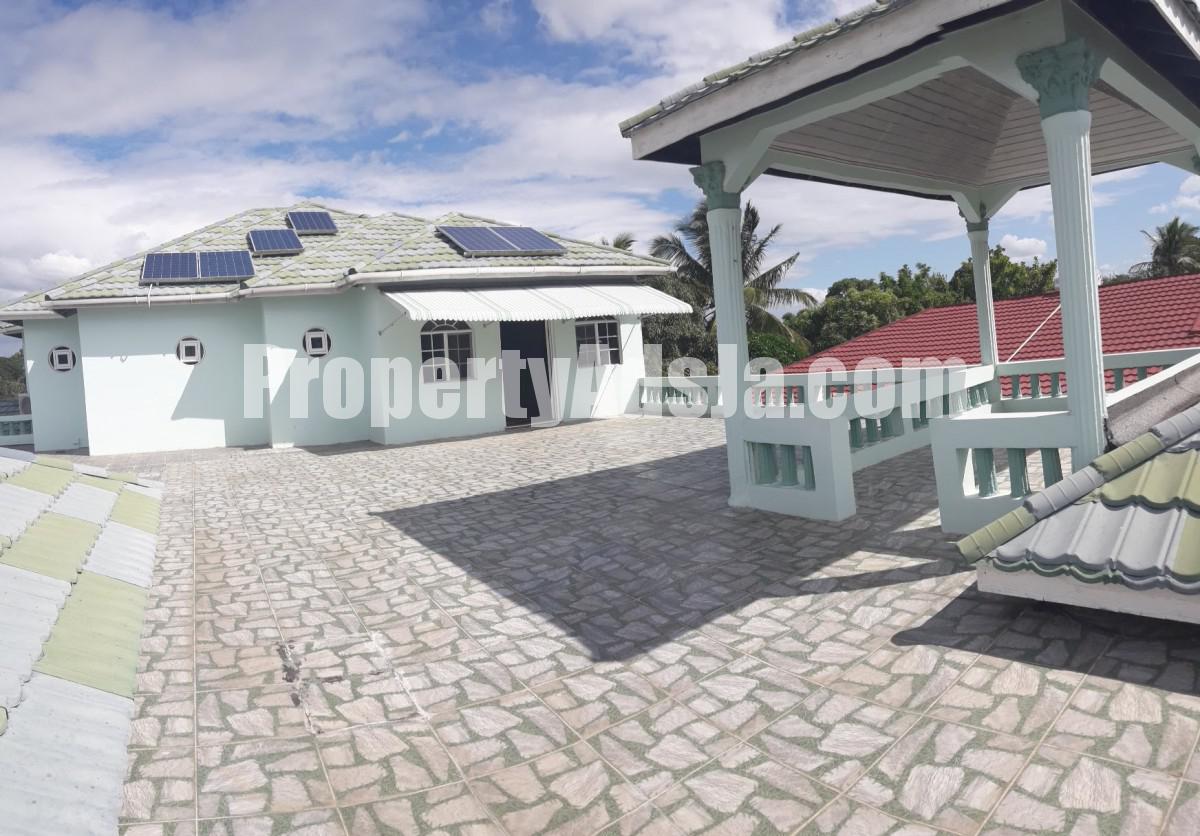 House For Sale in Inglewood, Clarendon Jamaica