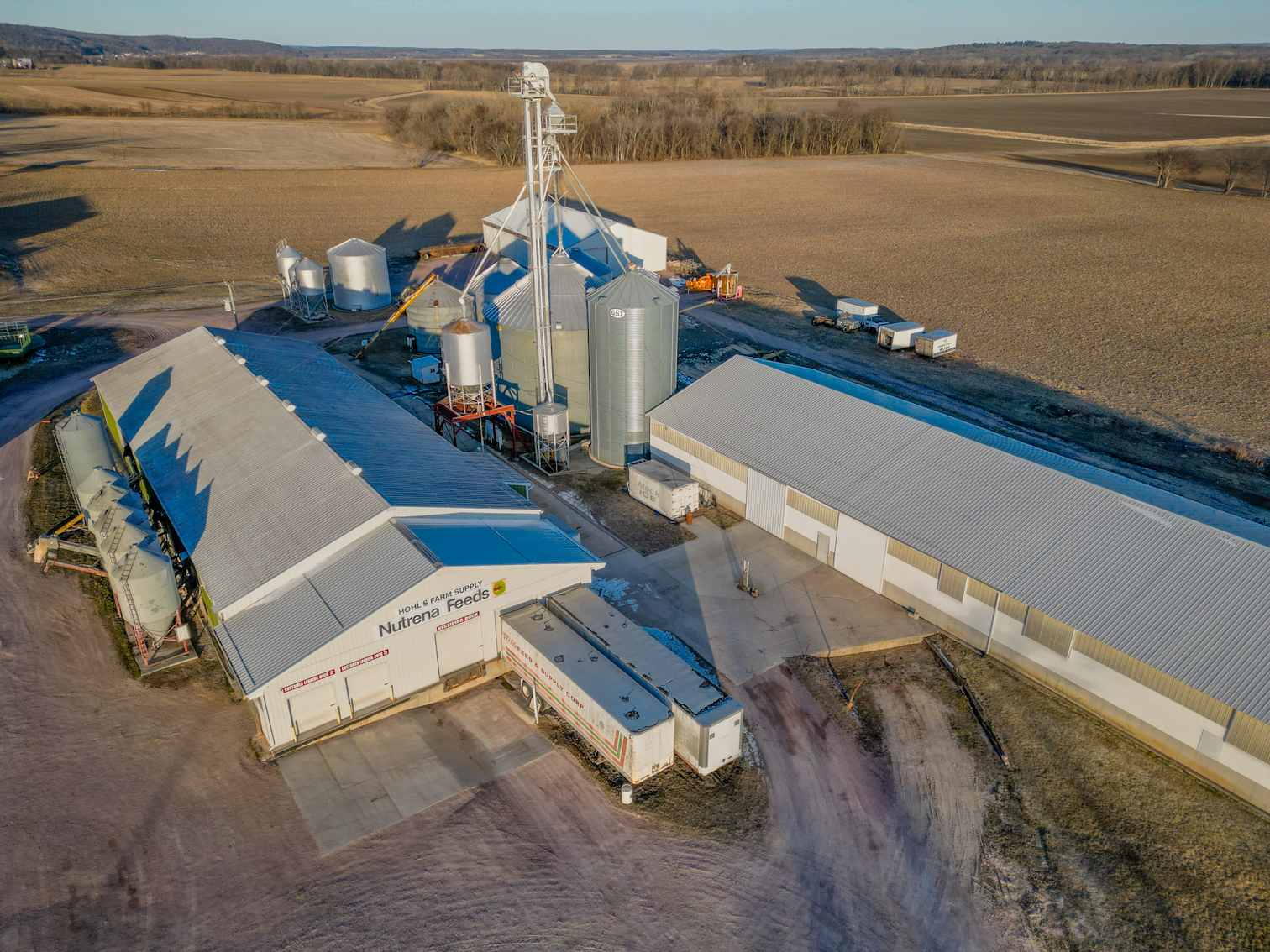 Listing ID 20173742 Building For Sale W11942 WI33, Portage, WI, 53901