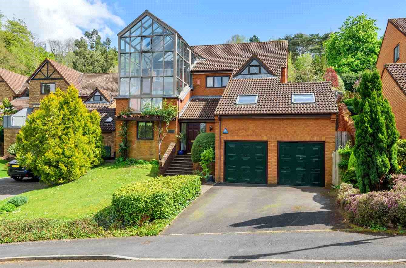 A WALK IN THE PARK HOMES NEAR PRETTY PARKS