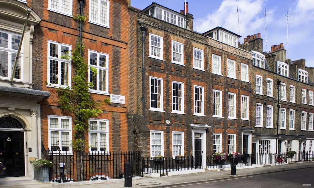 Finding the Best London Estate Agents PropertyTalk