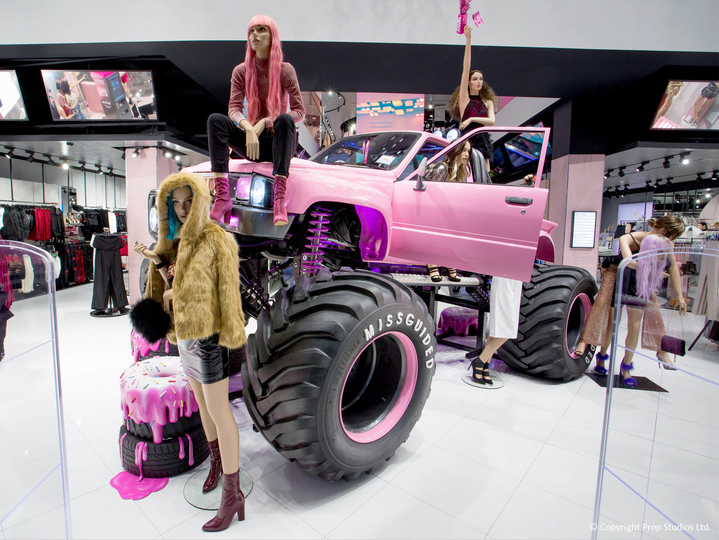 Winners Visual Merchandising & Display Awards 2017 Prop Studios