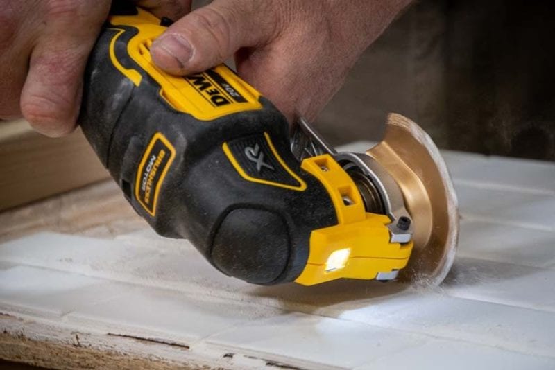 DeWalt 20V Max XR Brushless Cordless Oscillating MultiTool Review