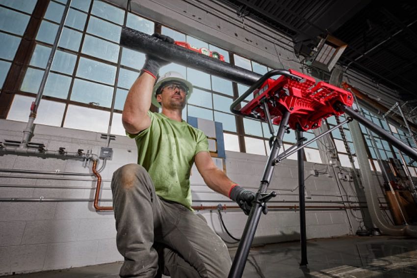 Milwaukee Portable 6-Inch Tripod Chain Vise | 48-22-8690 - PTR