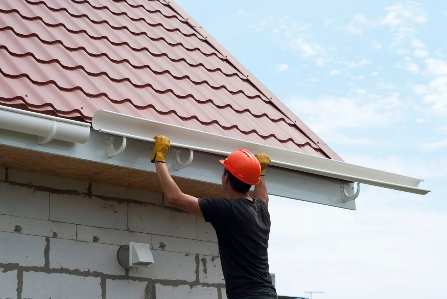 Guide to Gutter Installation Cost (2024) Pro Tool Reviews
