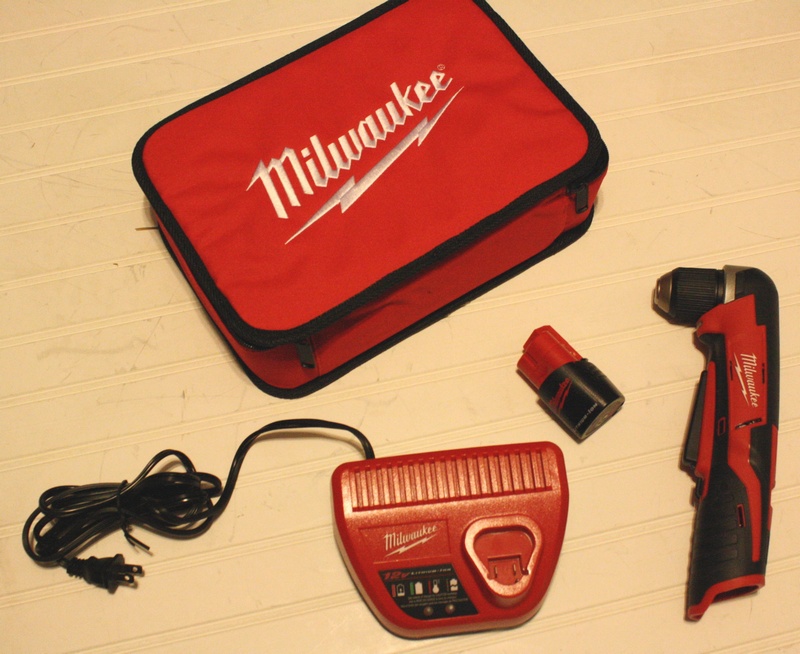 Milwaukee M12 Right Angle Drill Kit Review 241521