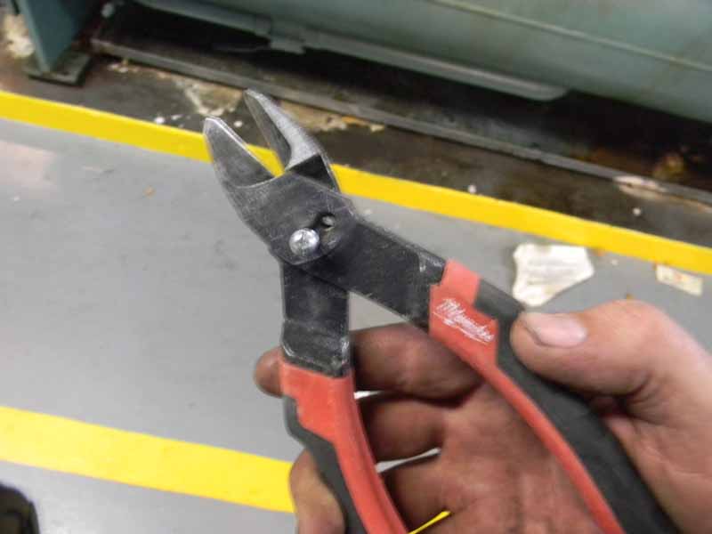 Milwaukee Diagonal Pliers 48224106 Review