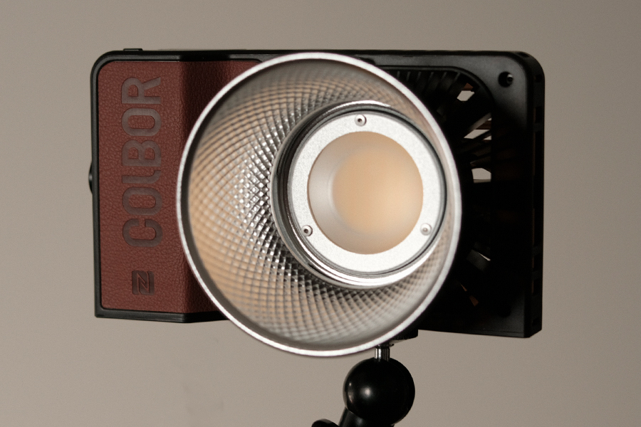 REVIEW: Colbor W100 LED Light by Kenny McMillan - ProVideo Coalition