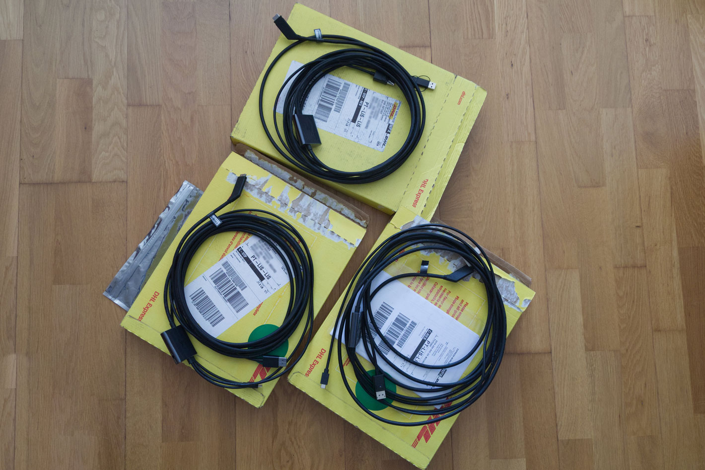 Will the new HP Reverb G2 Omnicept have a reliable cable? by Jose