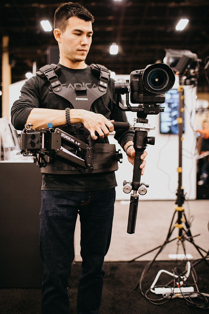 Cinematoraphy SteadimateS, a new stabilizer from Steadicam to work