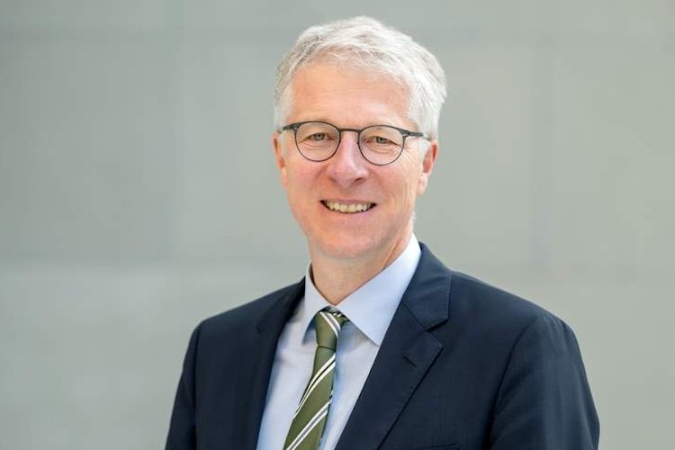 PRReport JobstHinrich Wiskow verlässt den BDI