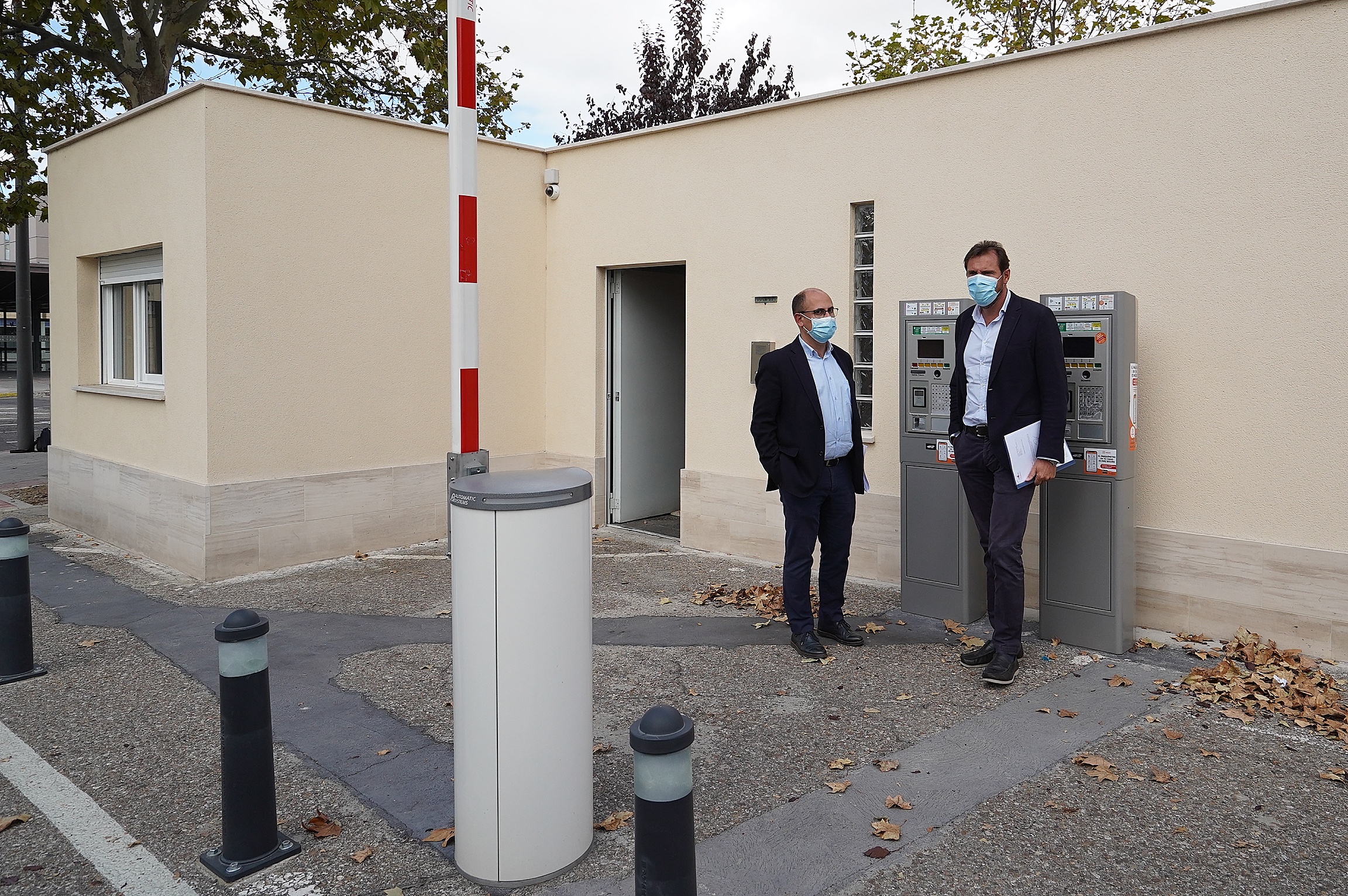 El Ayuntamiento invierte 150.000 euros en la mejora del aparcamiento de
