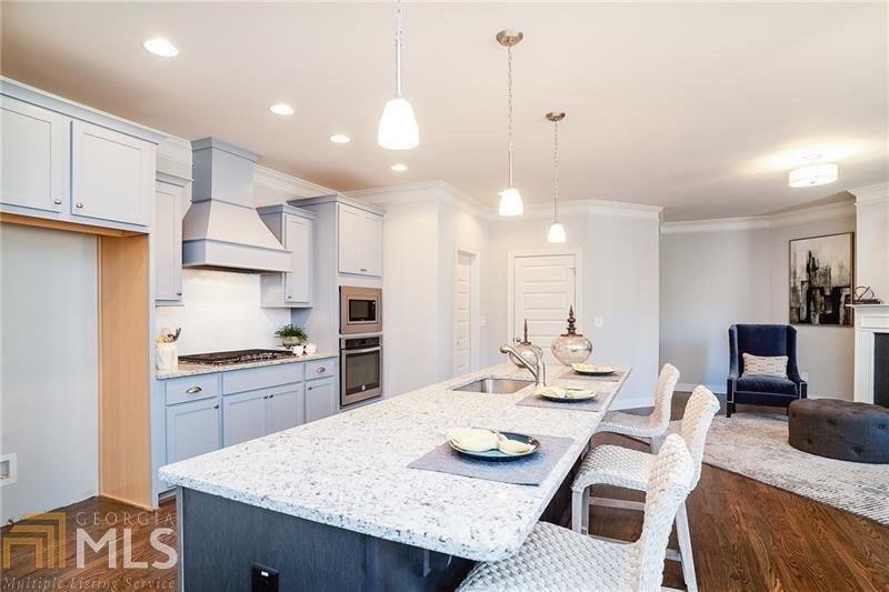 Walking Distance to Mill Creek High School