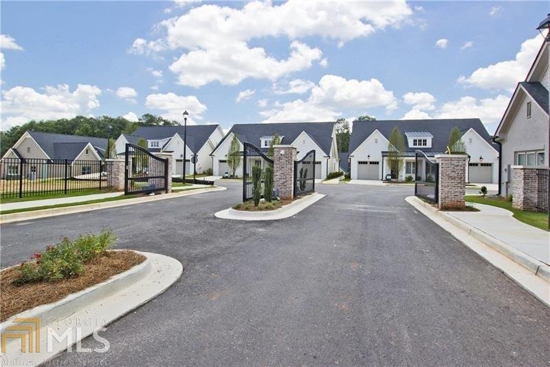 A Quick Look Inside the Extravagant Clubhouse at Cottages at Noble Village