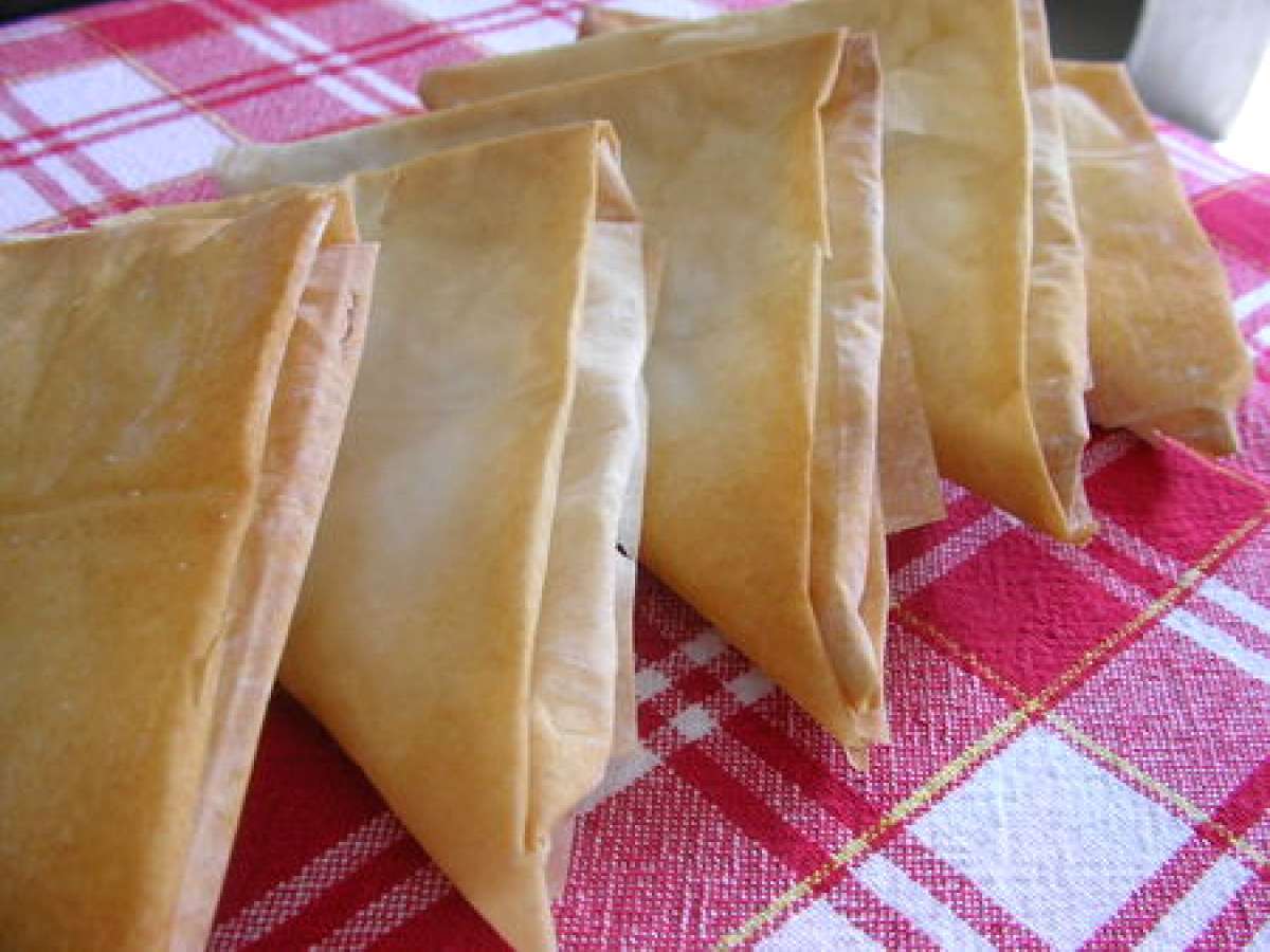 La pâte à filo en chaussons, aux pommes et nutella, Recette Ptitchef