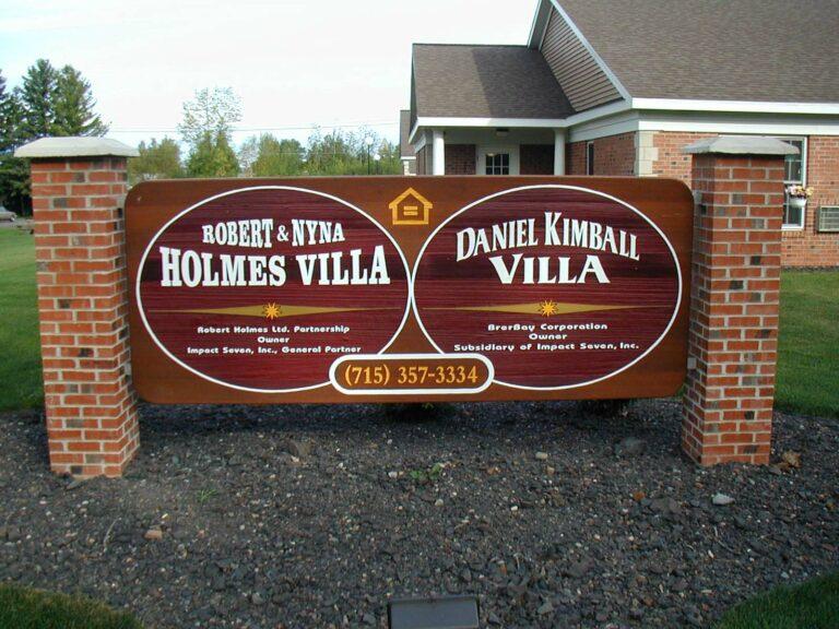 Daniel Kimball Villa Low Apartments in Ashland, WI