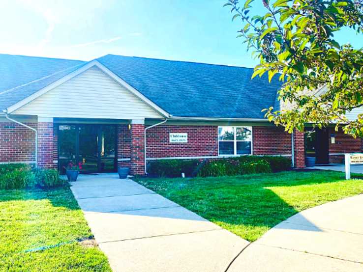 Arbors at Waters Edge Low Apartments in Columbus, IN