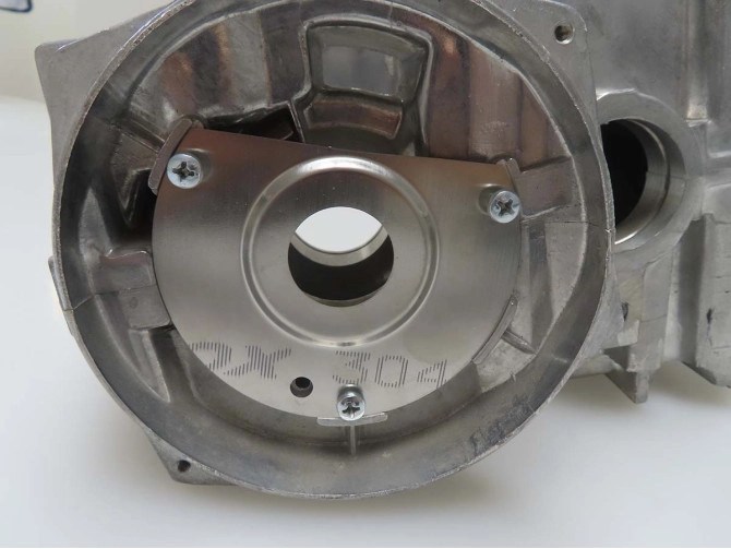Puch E50 MBR retaining plate for oil seals ignition side