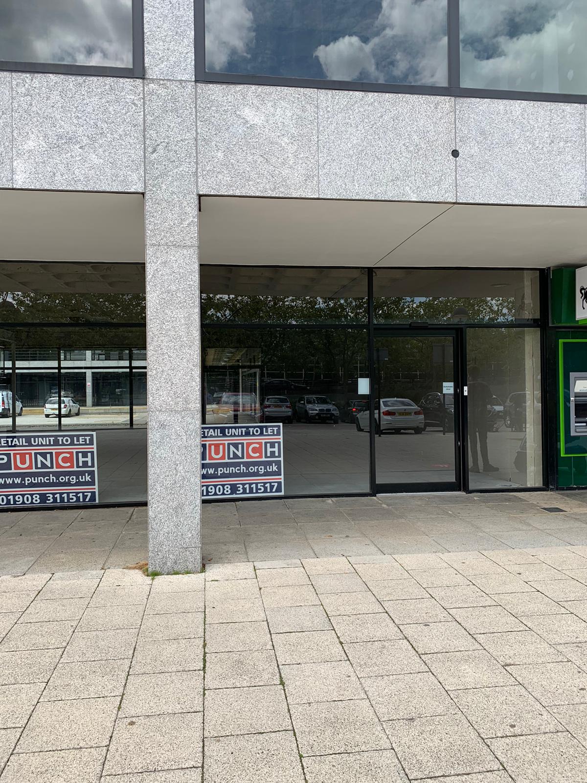 NOW LET * Unit 10, Lloyds Court, Milton Keynes Shopping Village, MK9