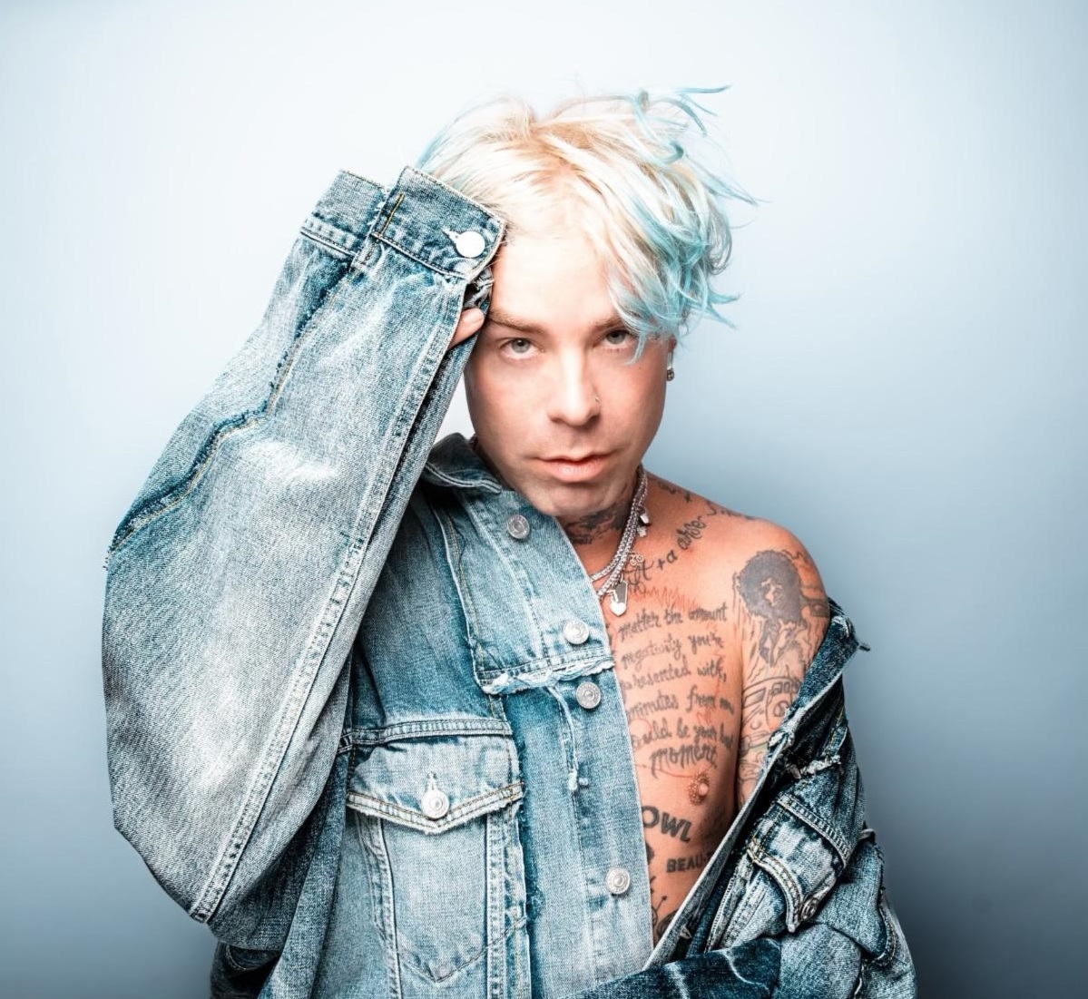 MOD SUN、新しい時代の若者へ捧げるポップパンクなニュー・アルバム『God Save The Teen』をリリース! PUNKLOID