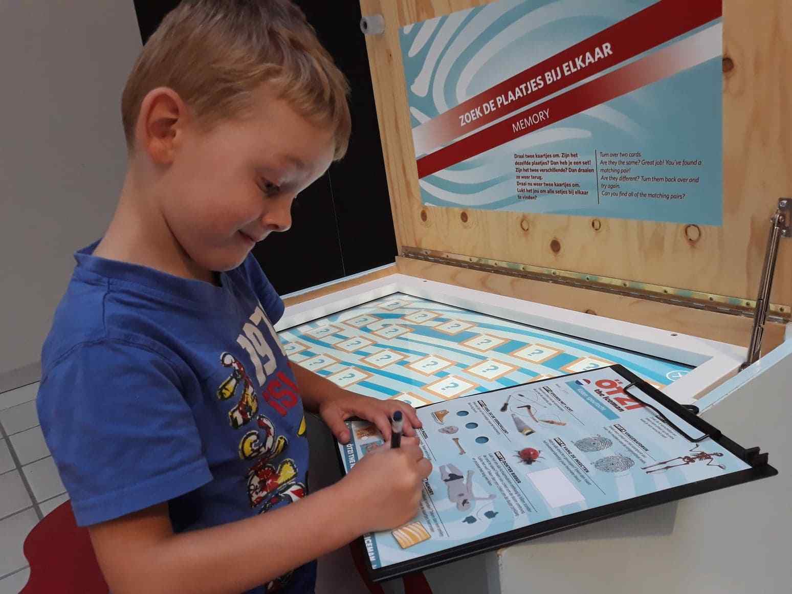 De kistenspeurtocht in het Museon