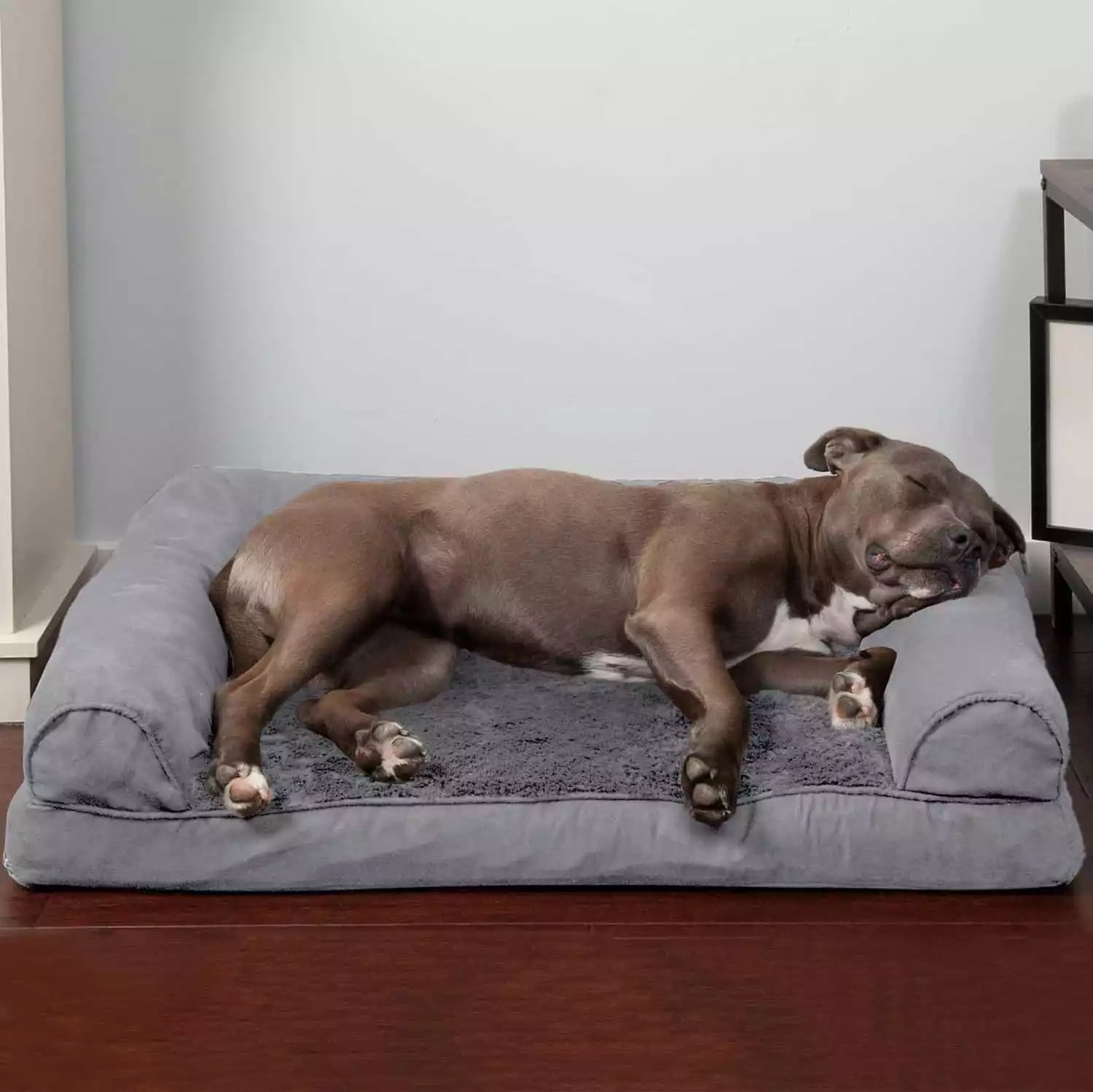 9 Best Dog Beds For Huskies Good Deals And Best Overall