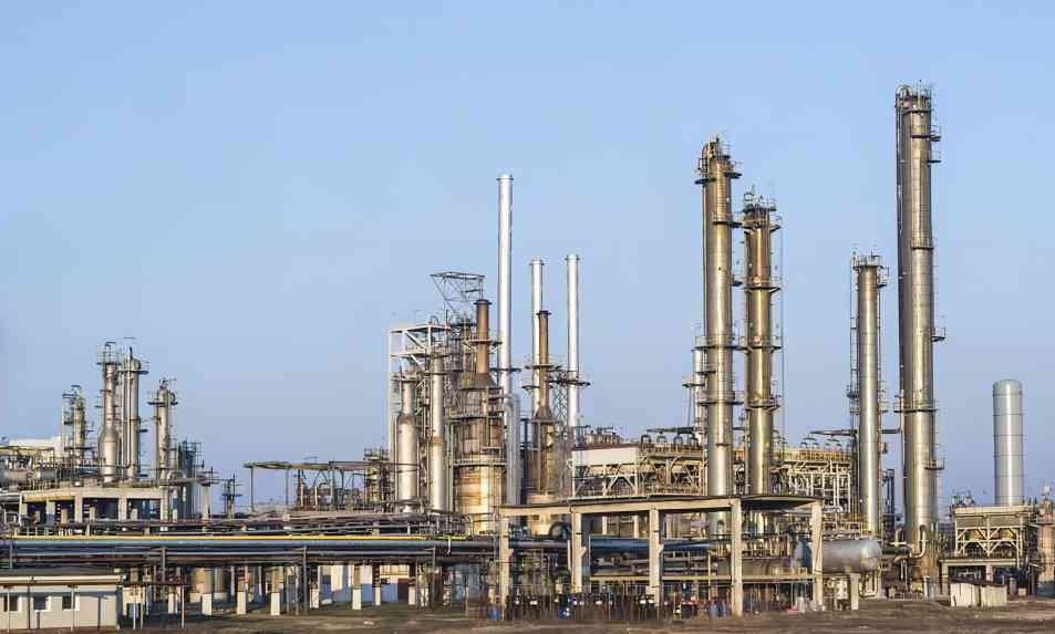 Waste Oil to Diesel Machines vs. Traditional Oil Refining PurePath