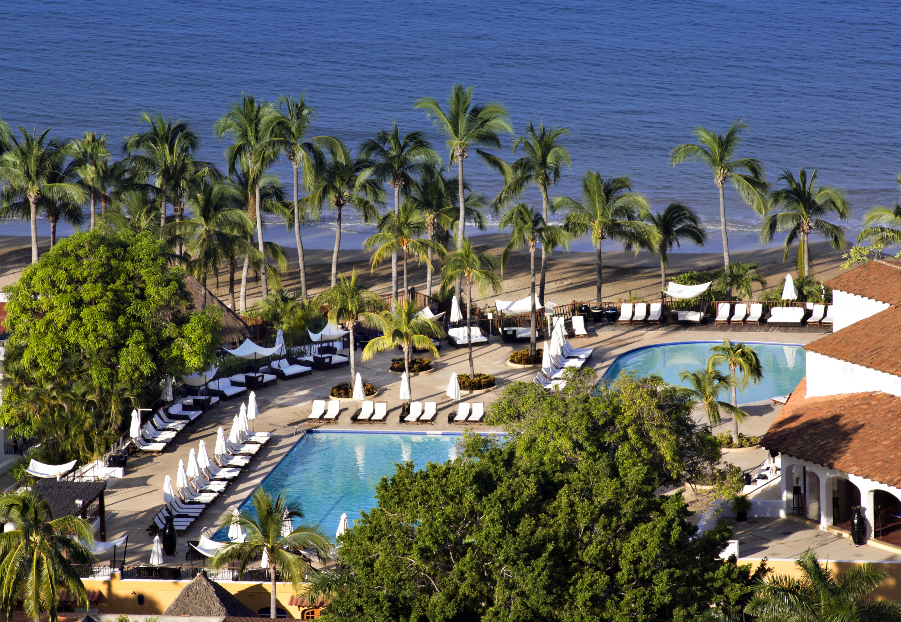 The Pros and Cons of AllInclusive ResortsAre They For You? Purple