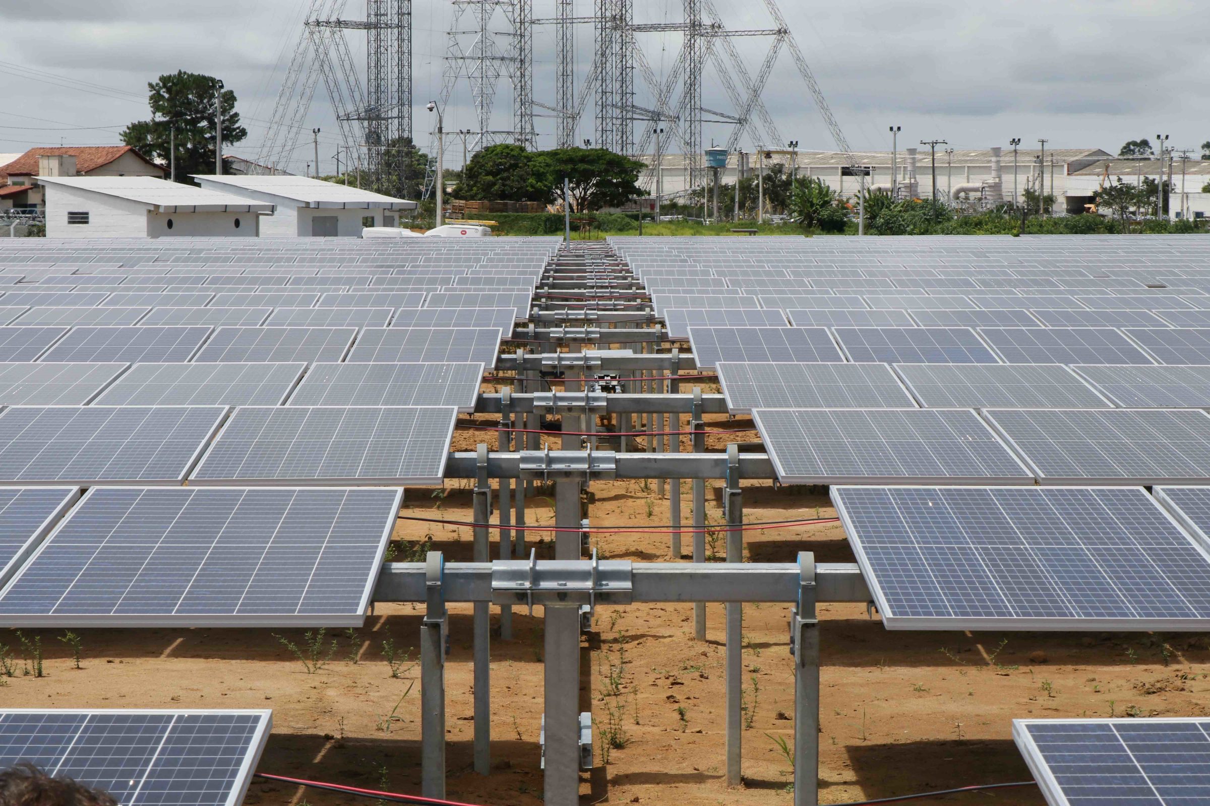 EDP concluye la instalación de la planta de energía solar